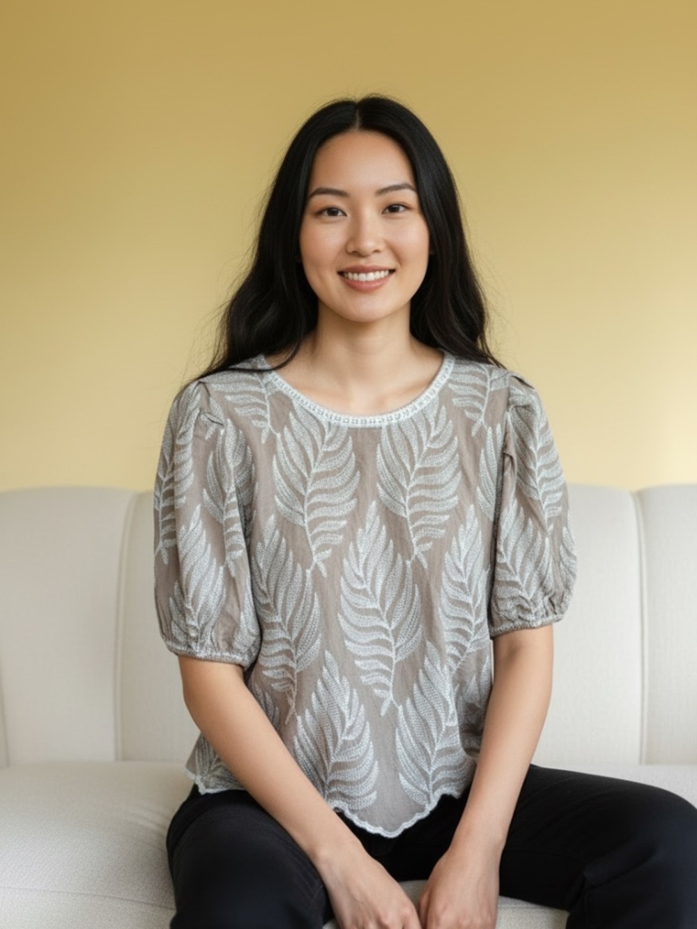 Solitaire puff-sleeve blouse with scalloped hem